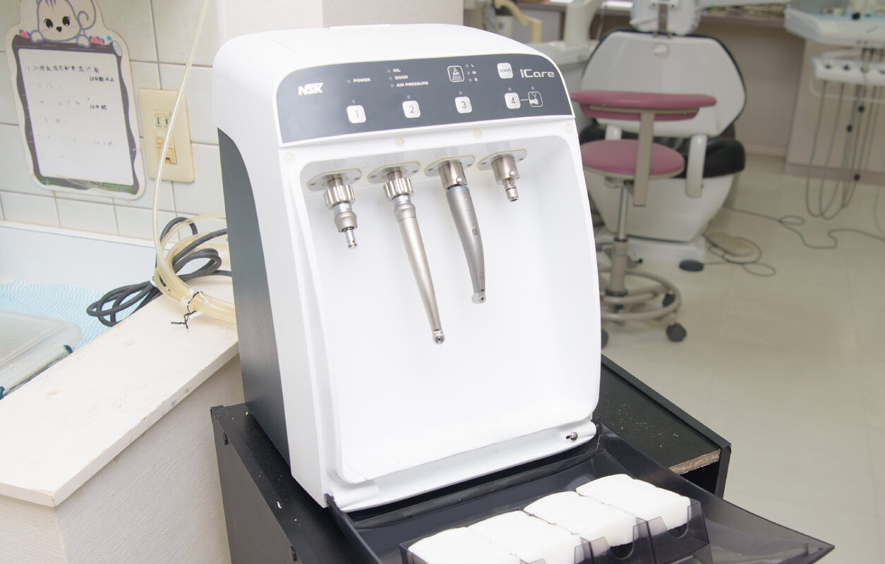 ハンドピースの自動注油システム|ハンドピースのメンテナンス・滅菌|滅菌と消毒について|より良い歯科医院であるために|茨城県桜川市「土井歯科クリニック」